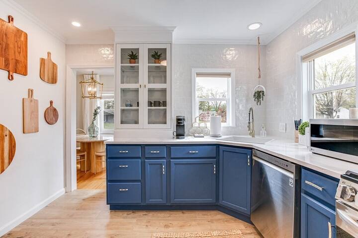 Full kitchen at The Lucky Charm vacation rental